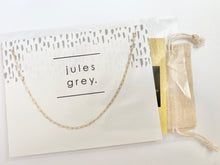 Load image into Gallery viewer, M A C K I N N O N